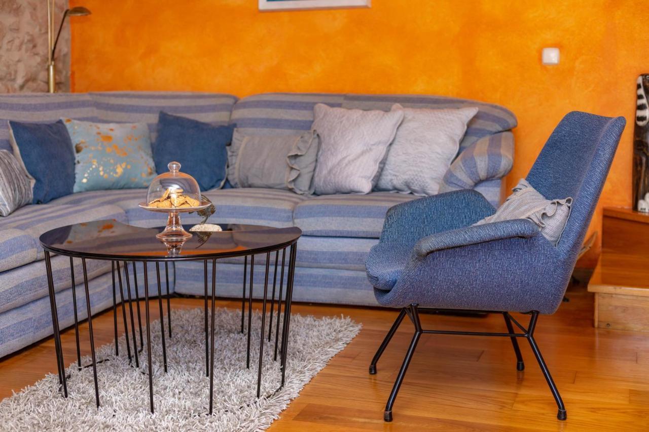 Villa Vicina Heritage Villa For 9,Milna - Close To Restaurants And Shops Bagian luar foto